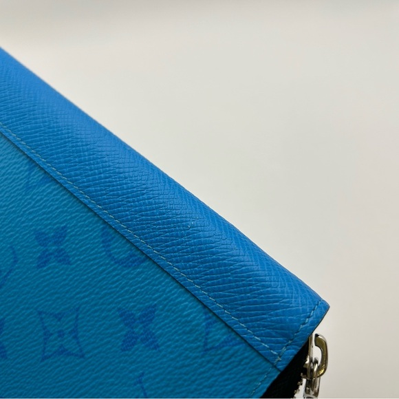 Louis Vuitton  Zippy Vertical Taigarama Long Wallet in Bright Blue with Box - Picture 14 of 14